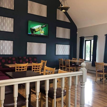 Balreask Bar, Restaurant & Guest Accommodation Navan Kültér fotó