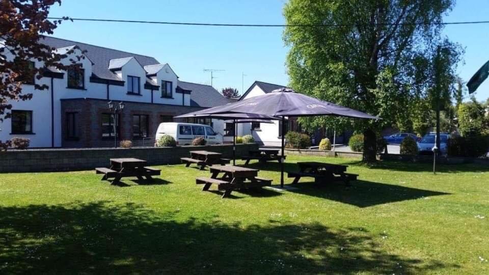 Balreask Bar, Restaurant & Guest Accommodation Navan Kültér fotó